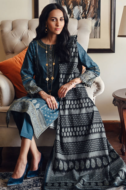 Stitched 3 Piece Embroidered Khaddar Suit