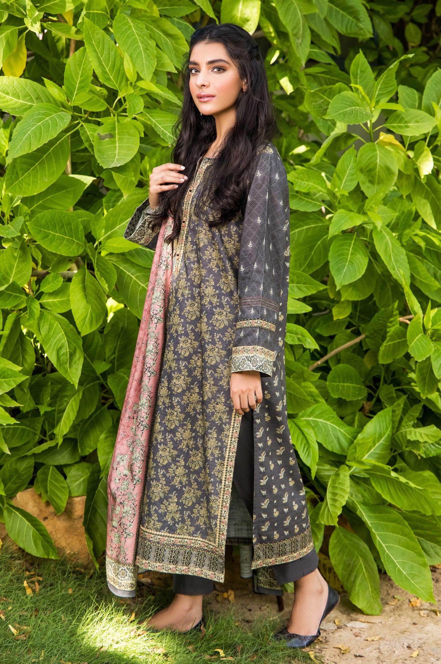 Stitched 3 Piece Printed Linen Viscose Suit