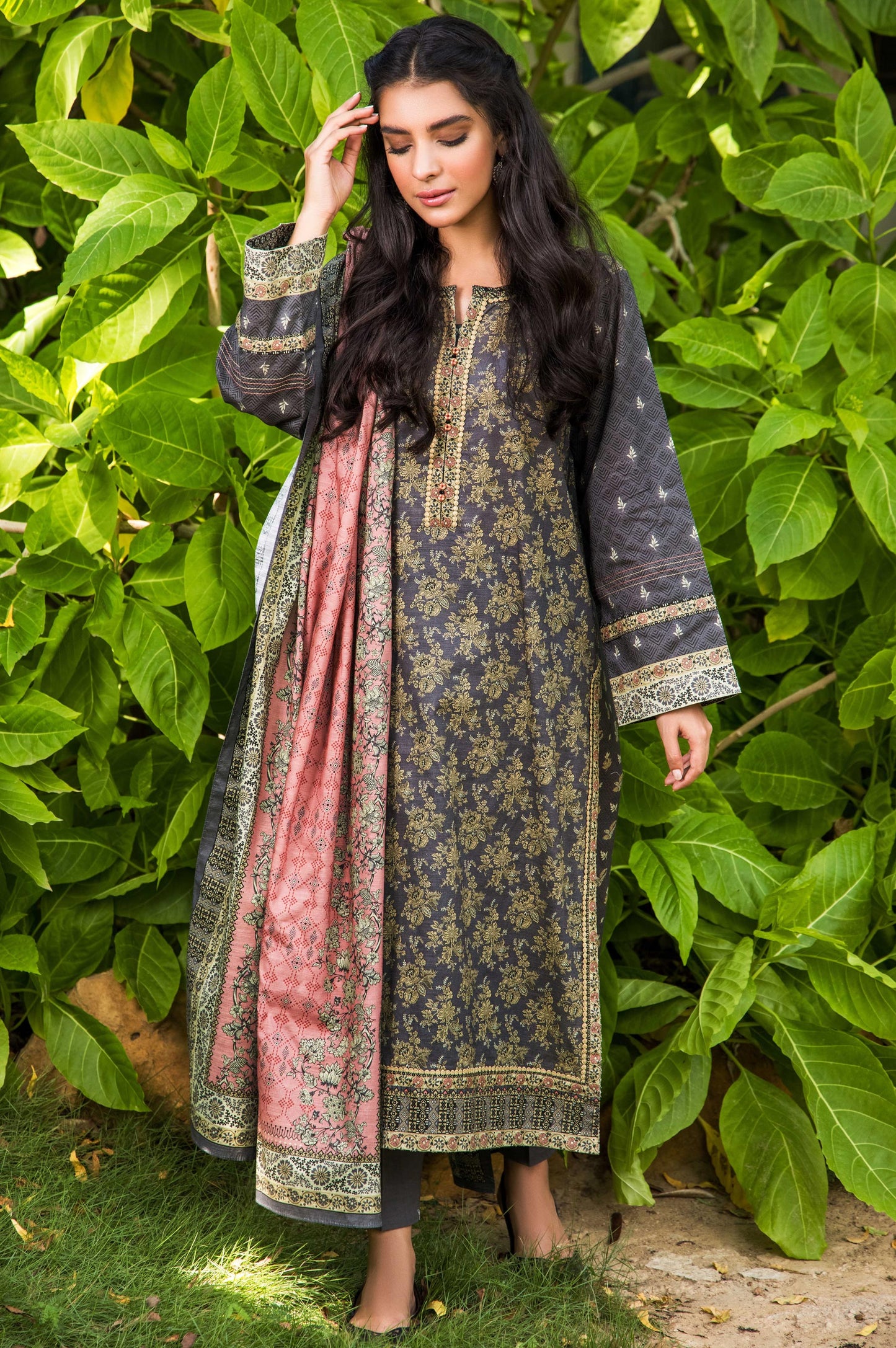 Stitched 3 Piece Printed Linen Viscose Suit