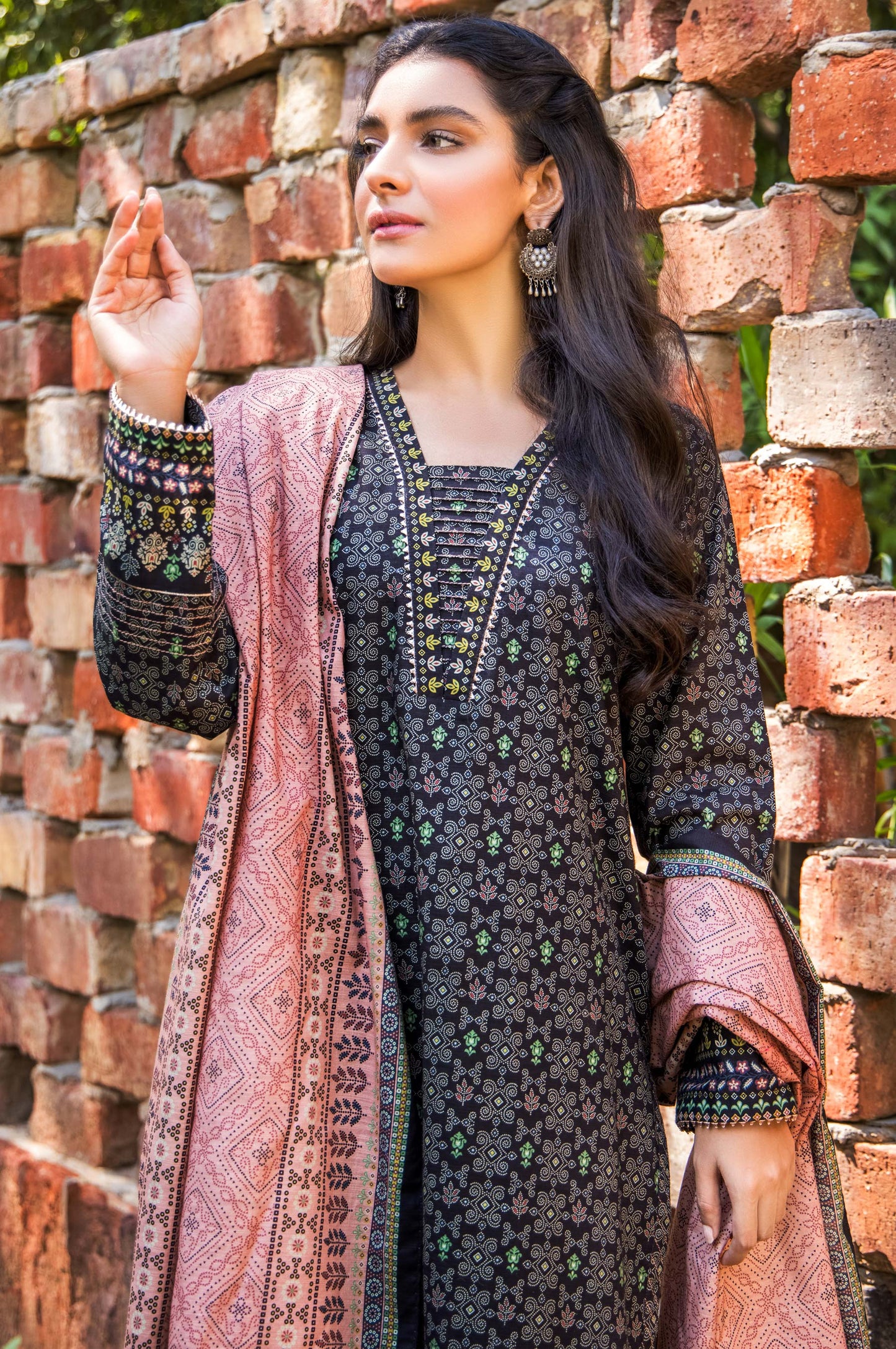 Stitched 3 Piece Printed Doria Linen Viscose Suit