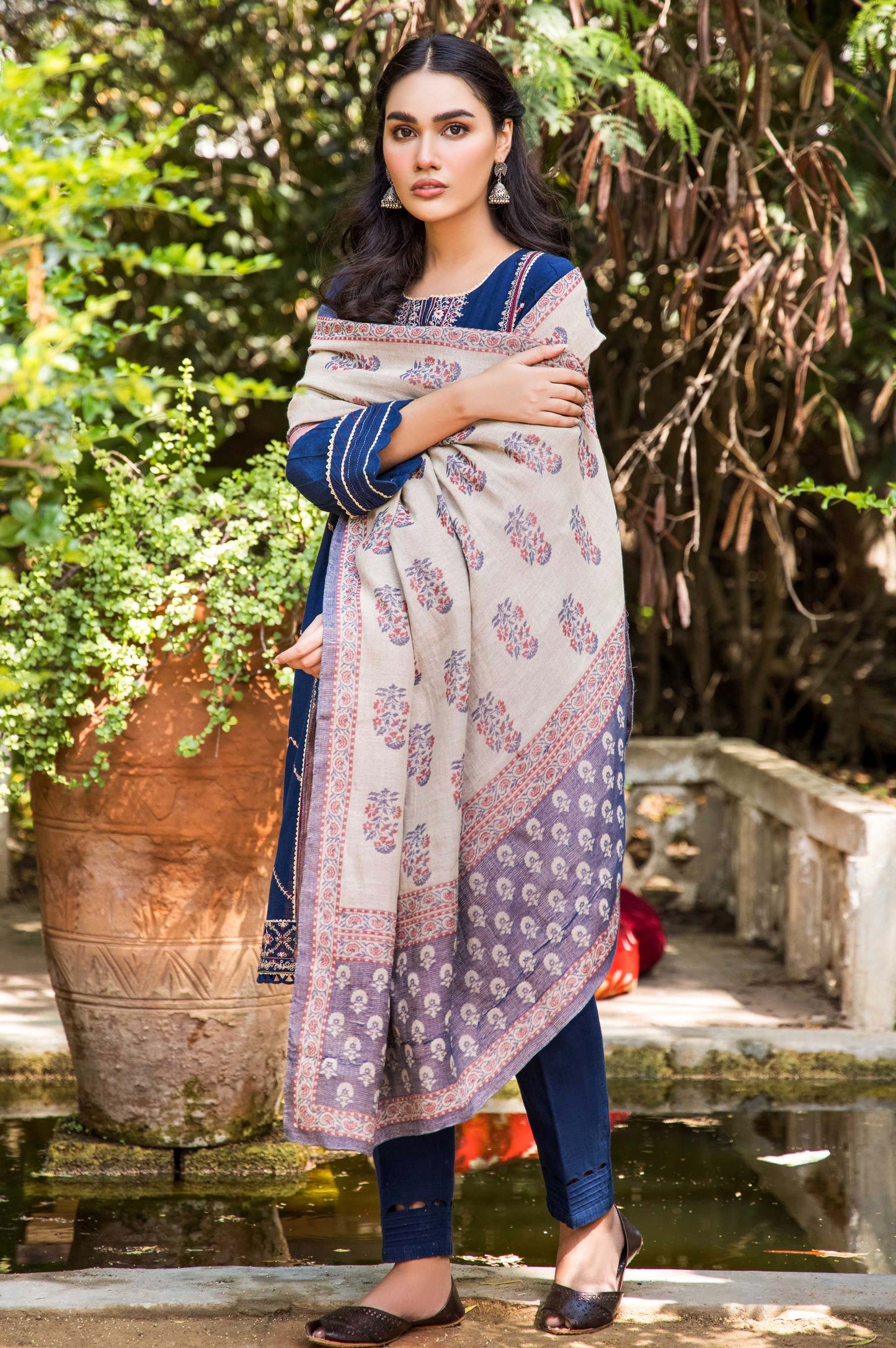 Stitched 3 Piece Embroidered Khaddar with Yarn Jacquard Shawl Suit