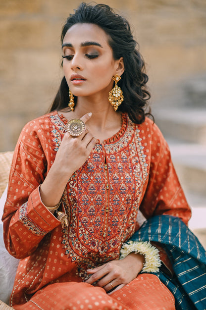 Stitched 3 Piece Maysuri Jacquard with Shaded Organza Suit