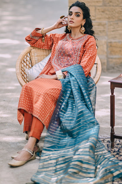 Stitched 3 Piece Maysuri Jacquard with Shaded Organza Suit