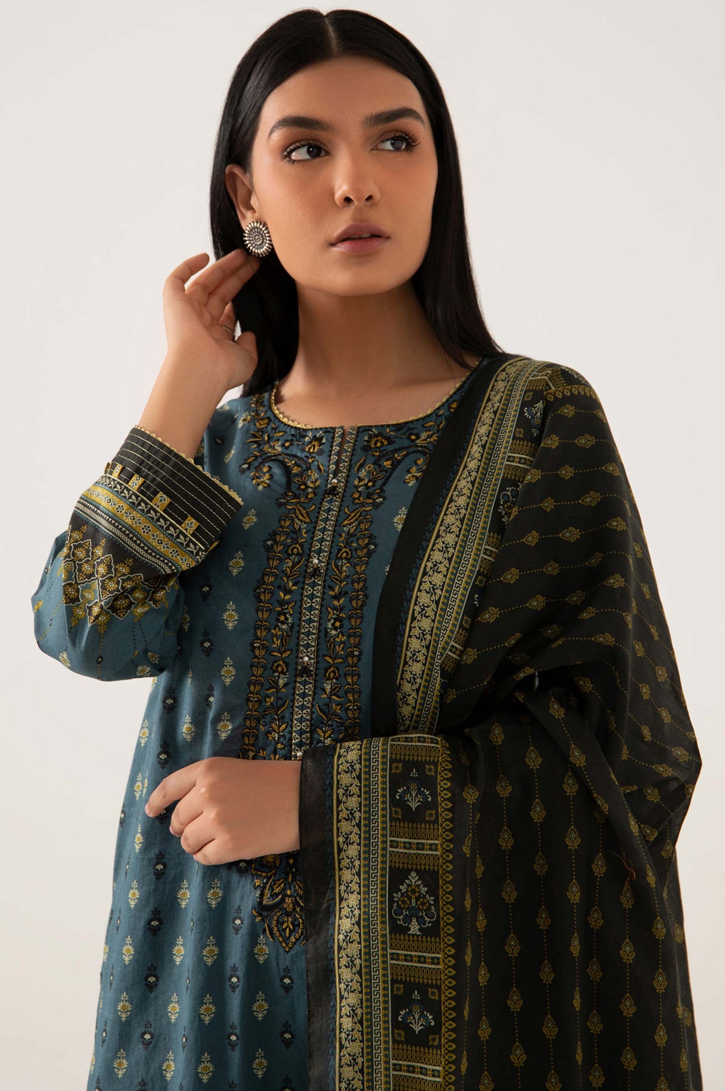 Stitched 3 Piece Embroidered Lawn Suit