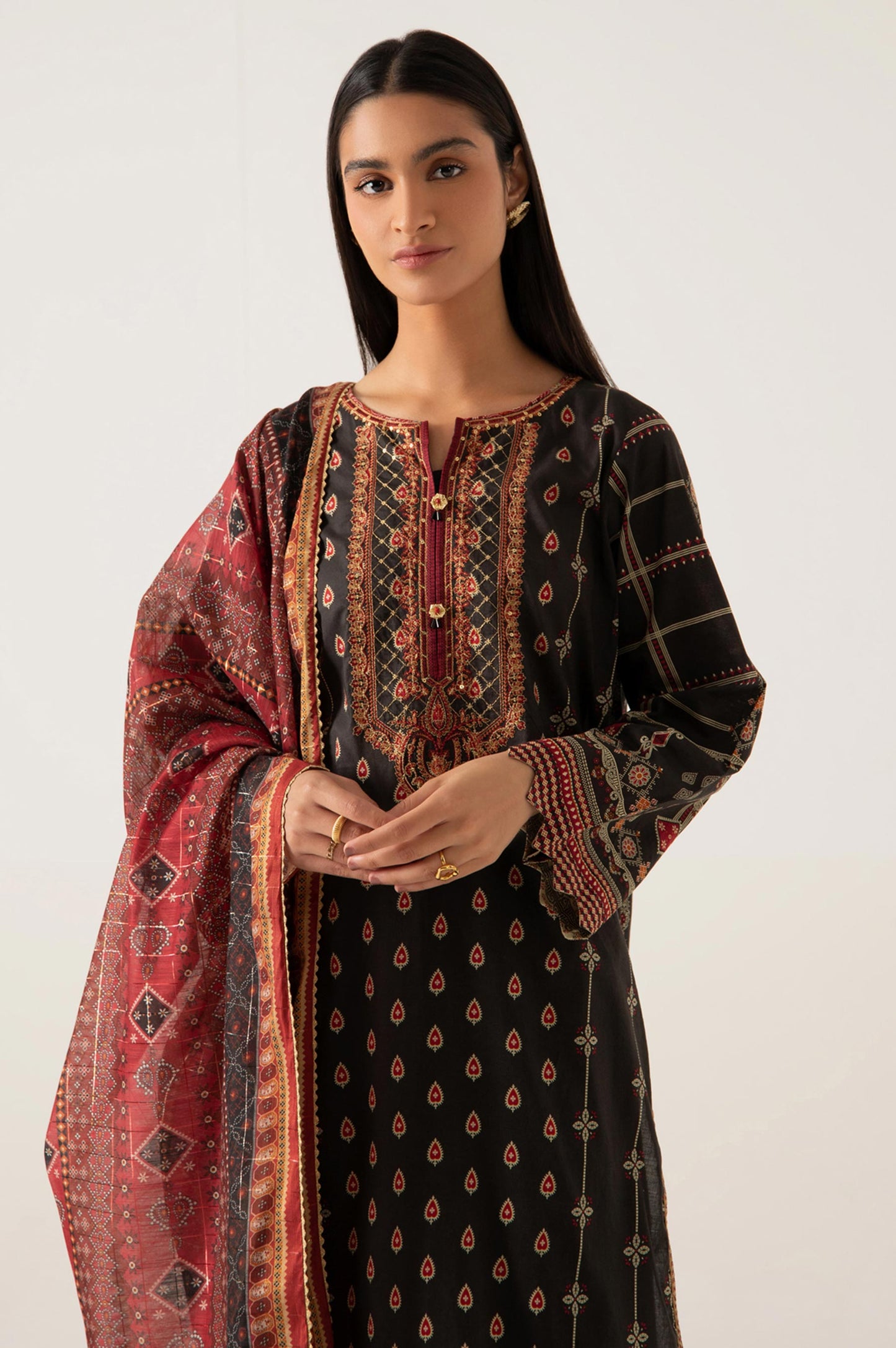 Stitched 3 Piece Embroidered Lawn shirt with Zari Organza Dupatta