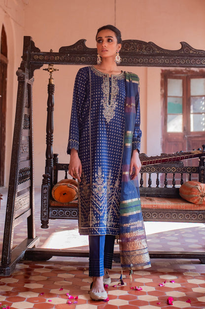 Stitched 3 Piece Maysuri Jacquard with Shaded Organza Suit