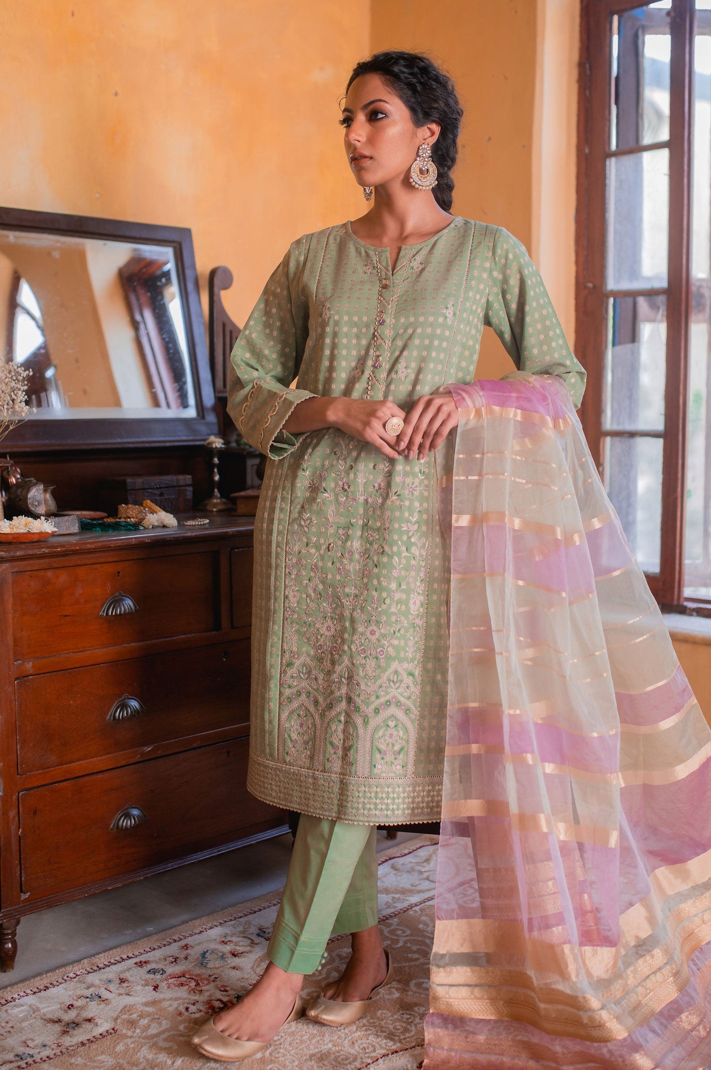 Stitched 3 Piece Maysuri Jacquard with Shaded Organza Suit