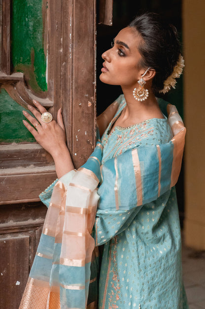 Stitched 3 Piece Maysuri Jacquard with Shaded Organza Suit