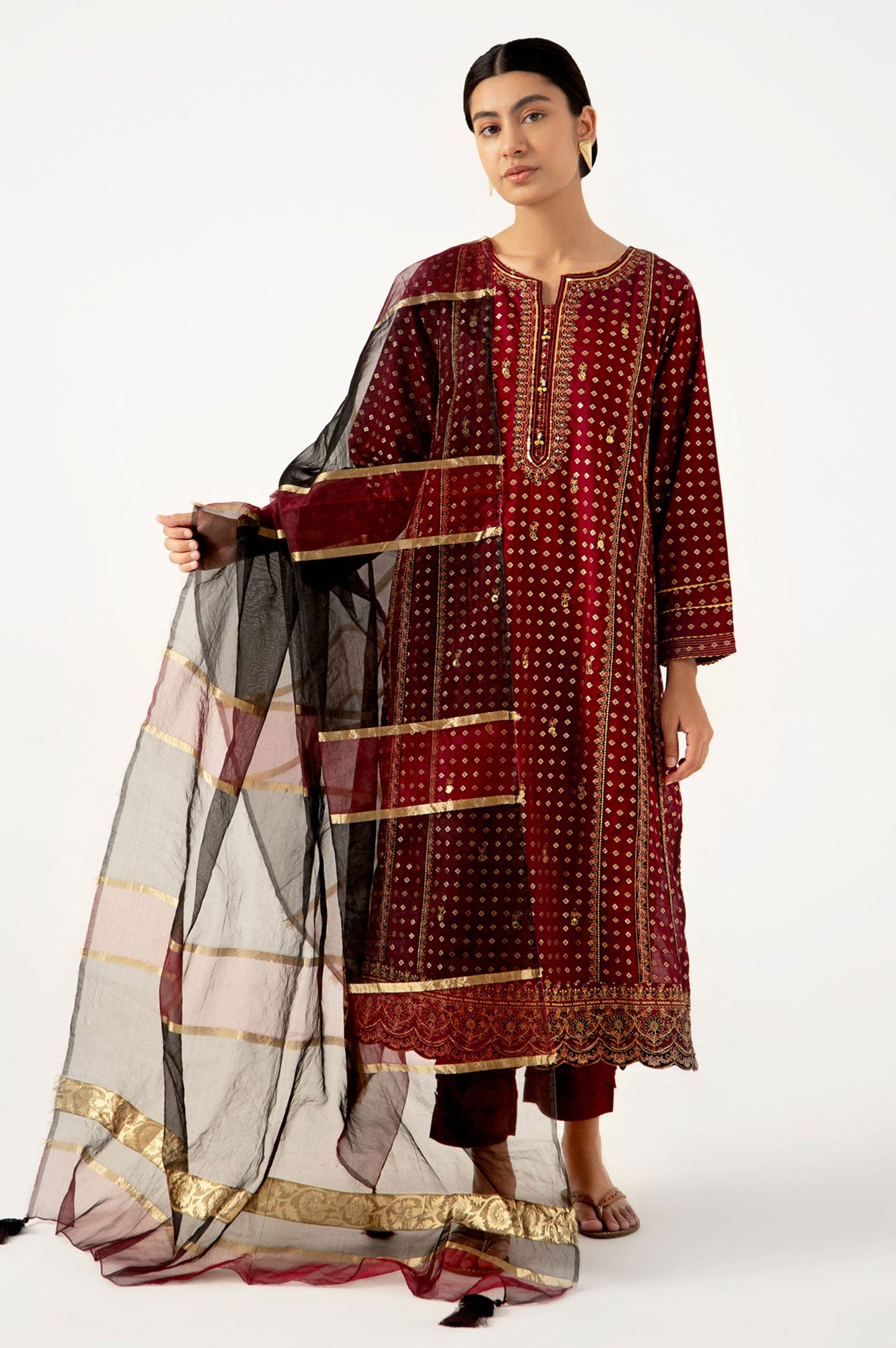 Stitched 3 Piece Maysuri Jacquard with Shaded Organza Suit