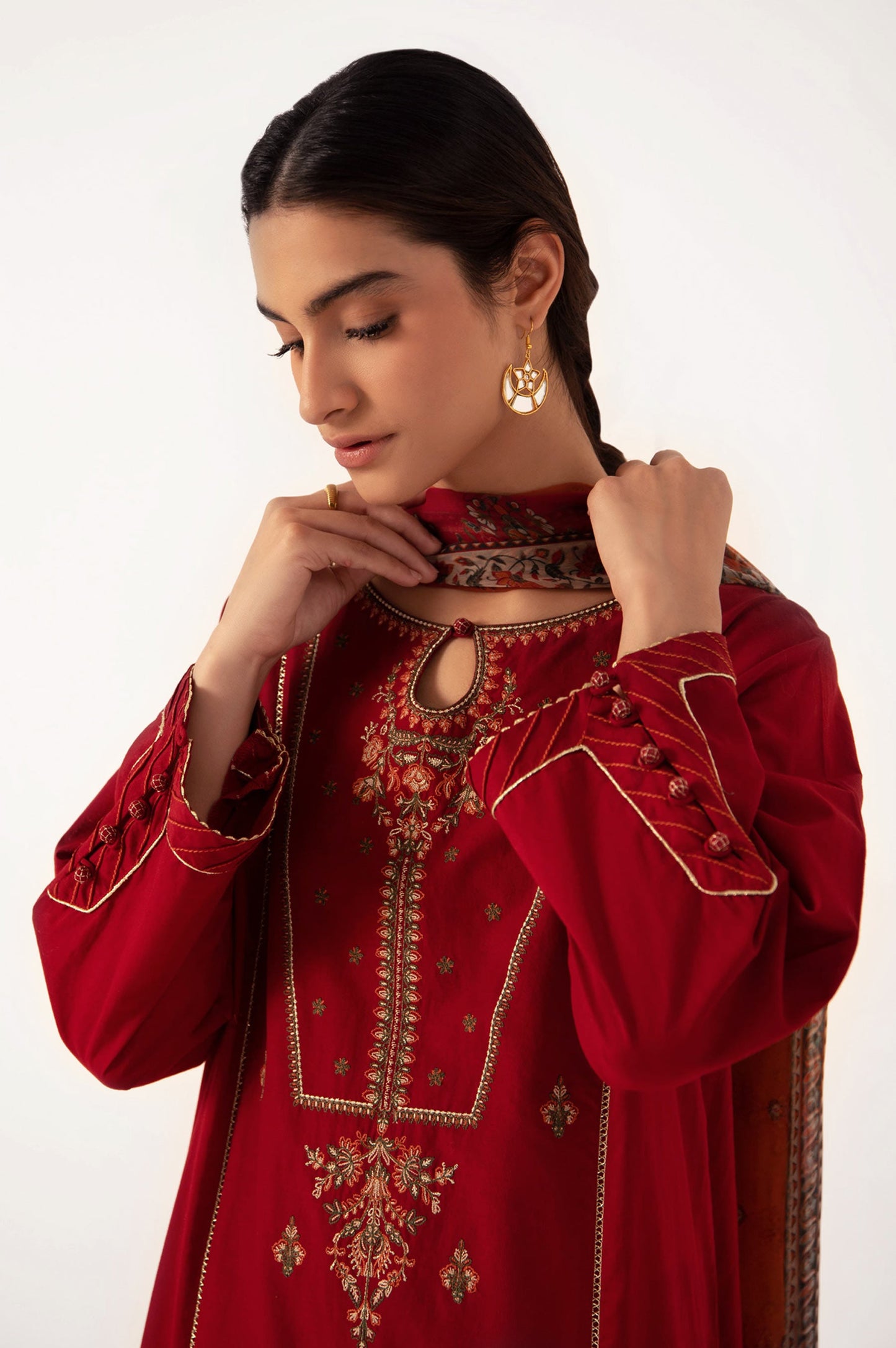 Stitched 3 Piece Embroidered Cambric Shirt with Chiffon Dupatta