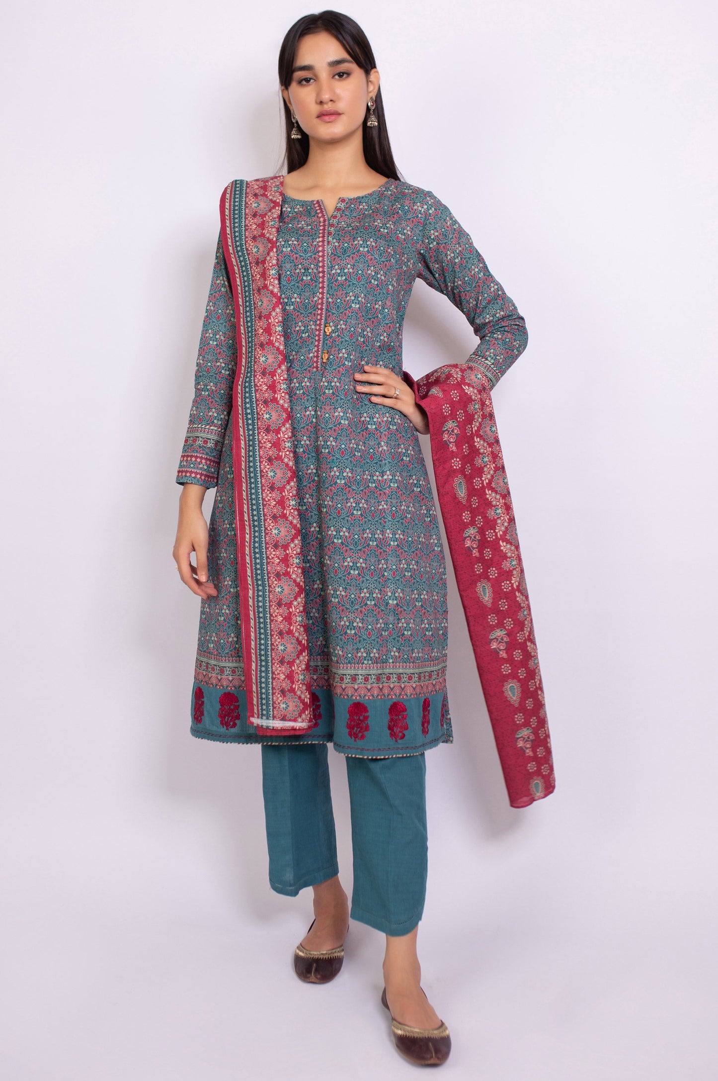 Stitched 3 Piece Embroidered Khaddar Suit