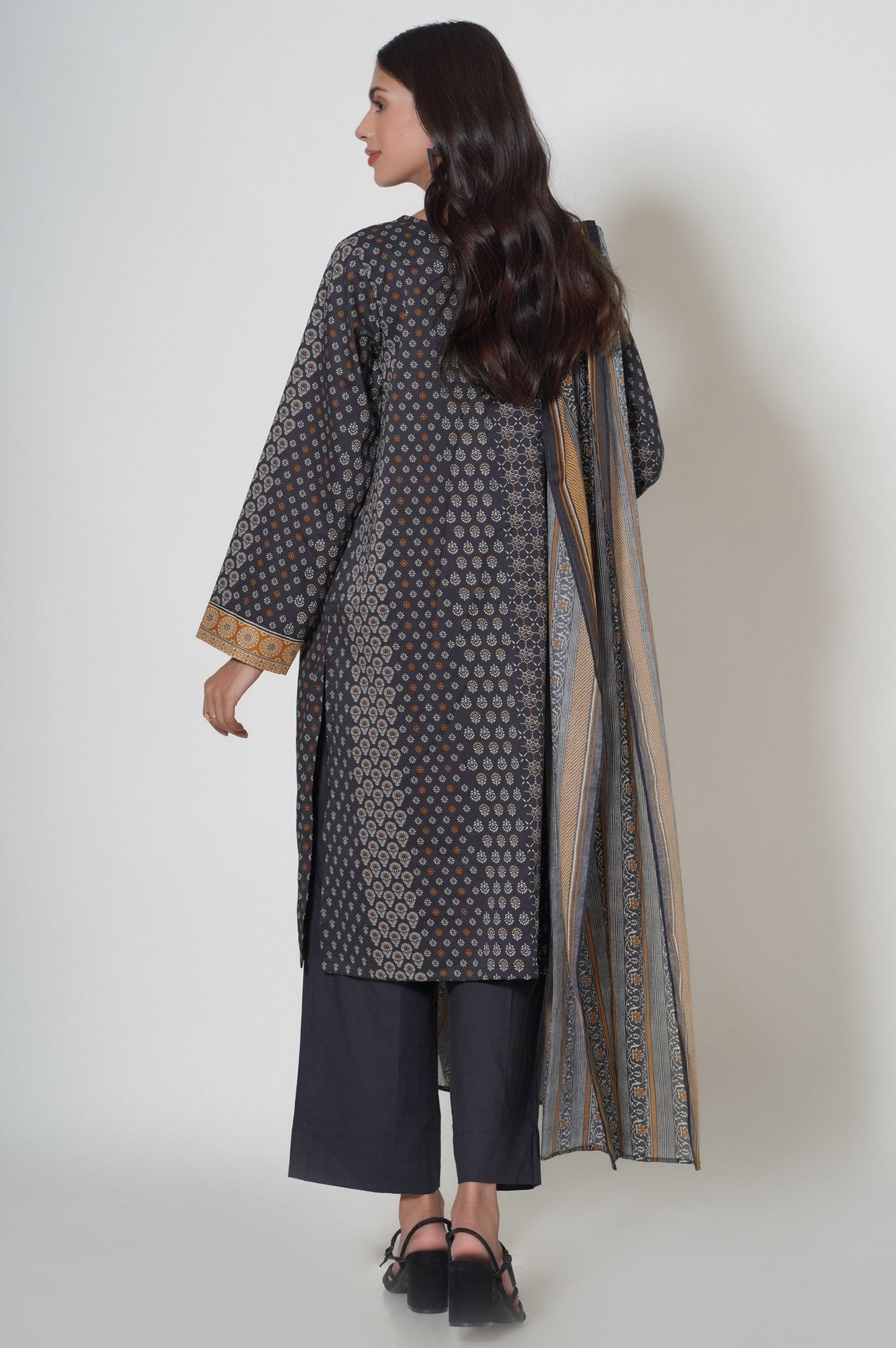 Stitched 3 Piece Printed Cambric Suit