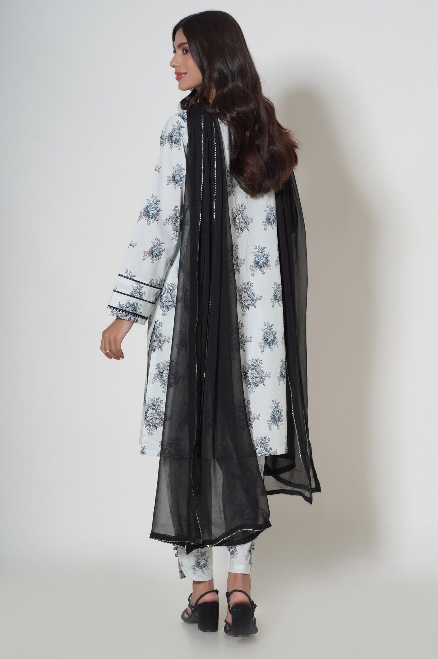 Stitched 3 Piece Printed Cambric Suit