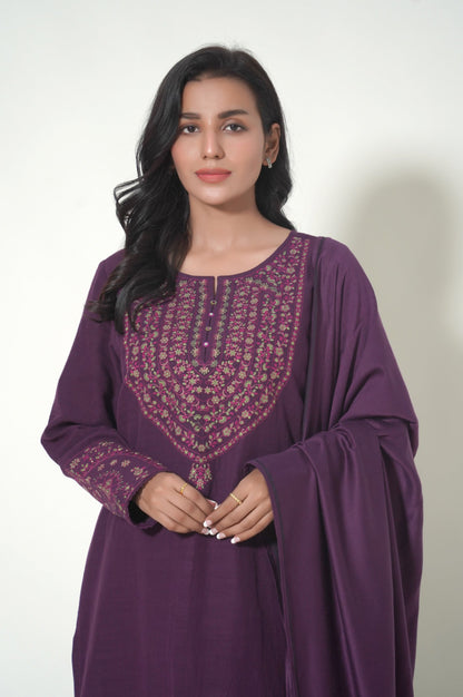 Stitched 3 Piece Khaddar Suit