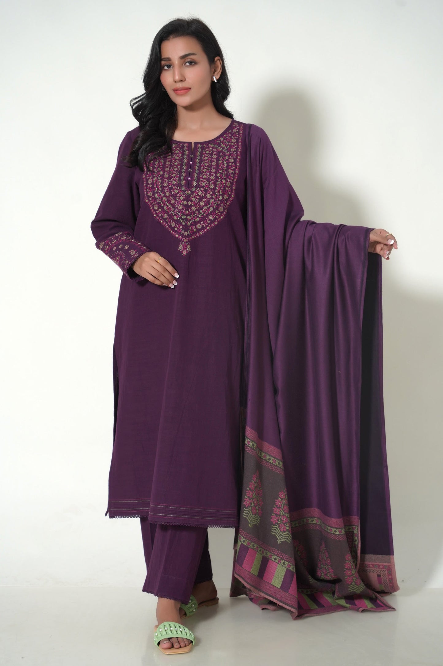 Stitched 3 Piece Khaddar Suit