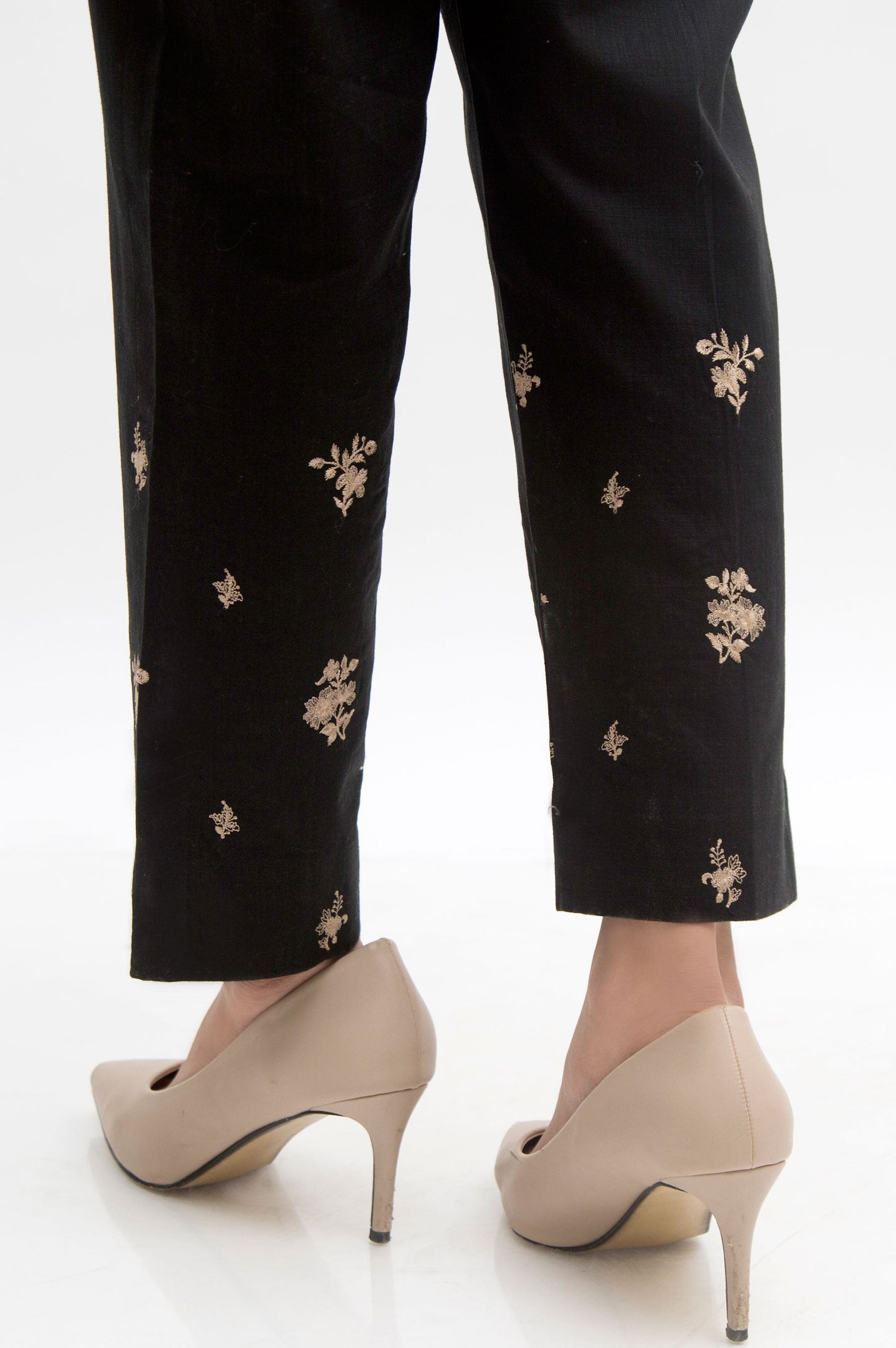 Embroidered Cotton Slub Cigarette Pants  - Black
