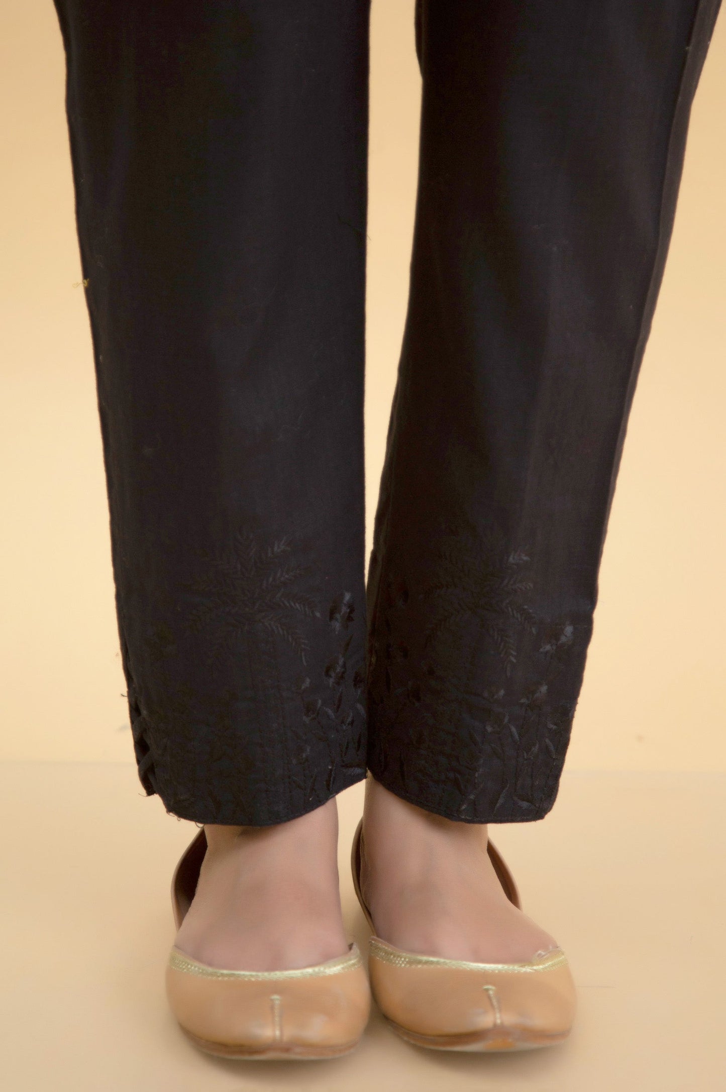Embroidered Cotton Slub Cigarette Pants