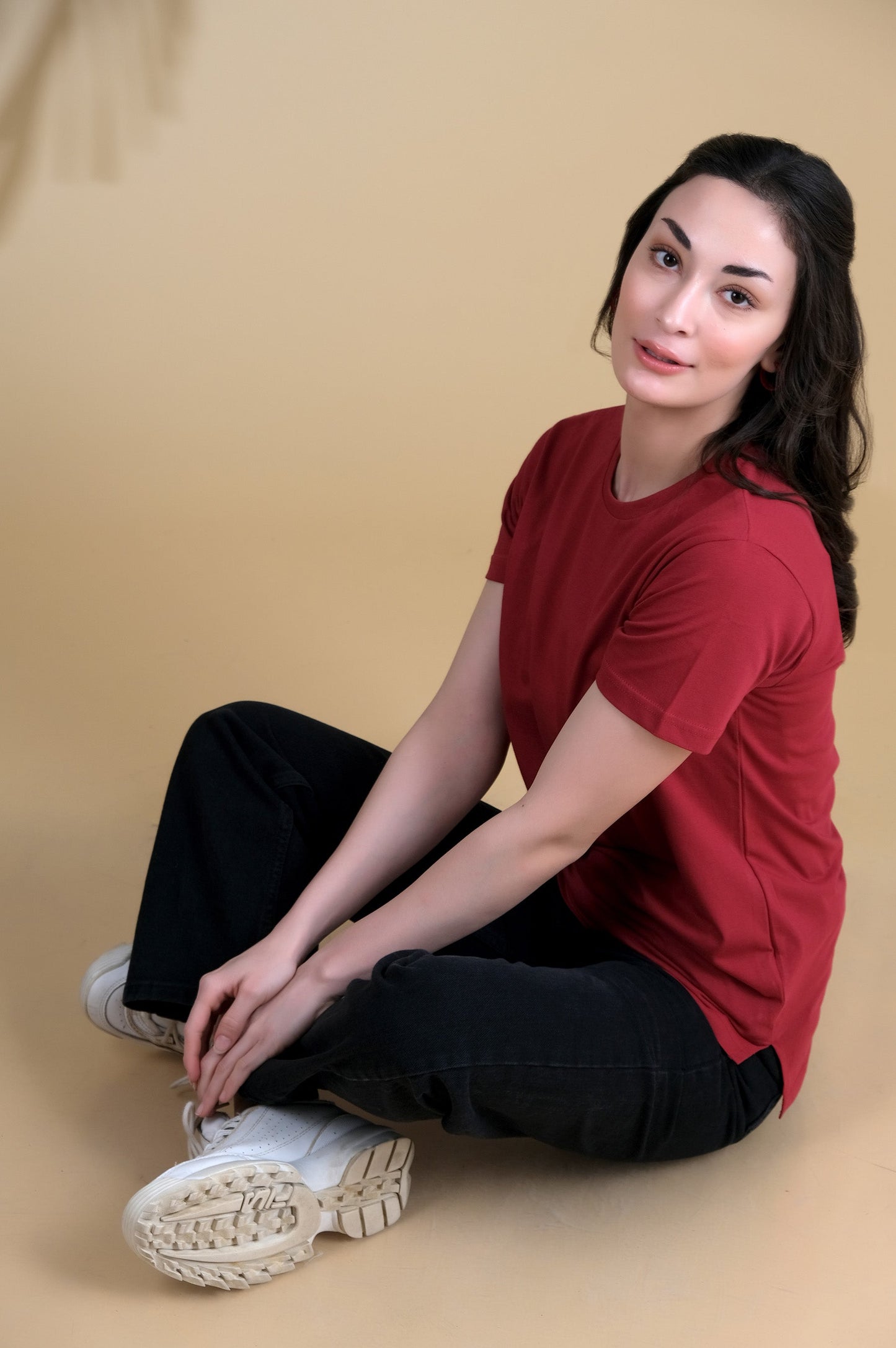 Round Neck Plain T-Shirt - Maroon