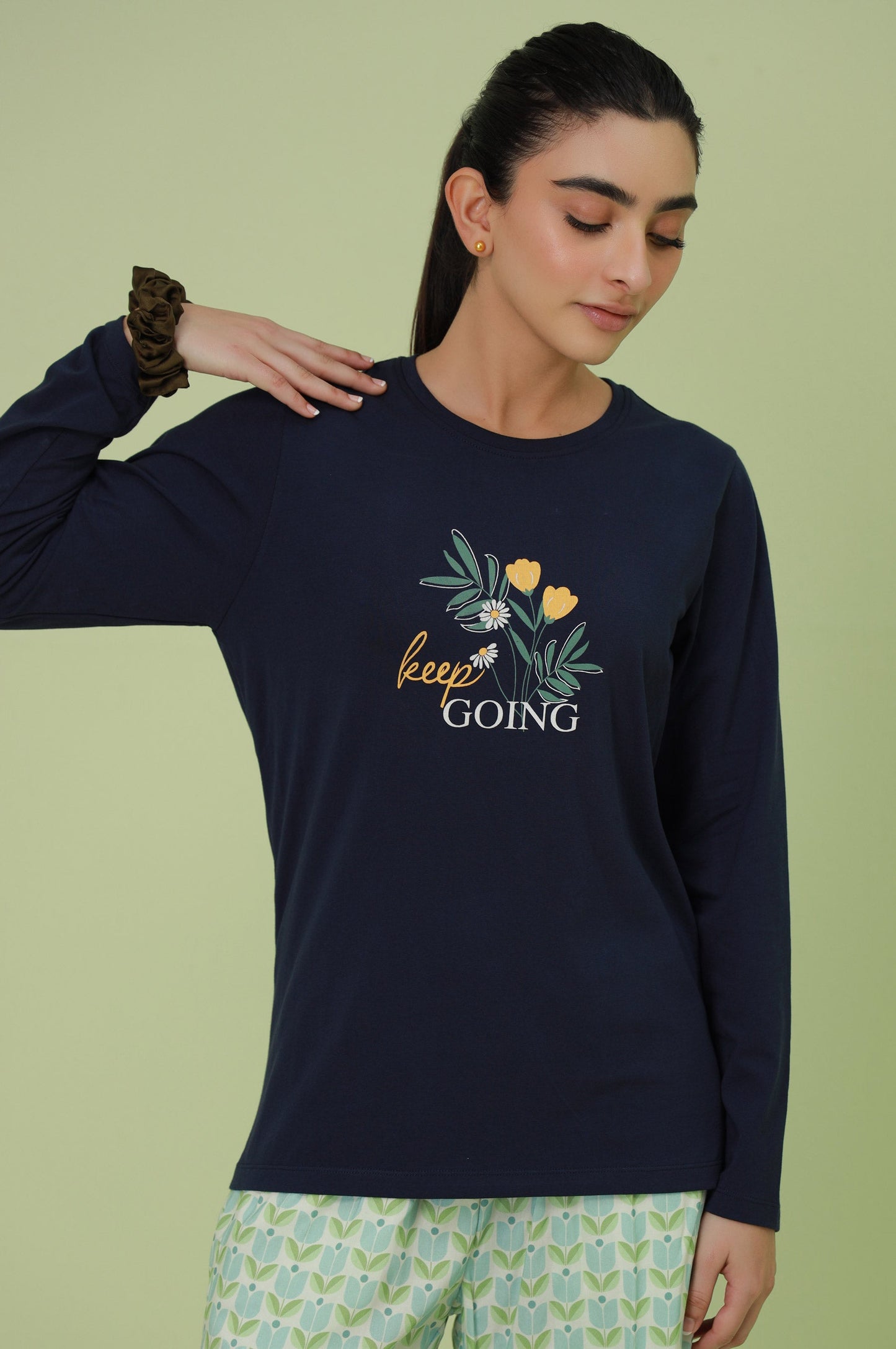 Crew Neck Full Sleeves Tee