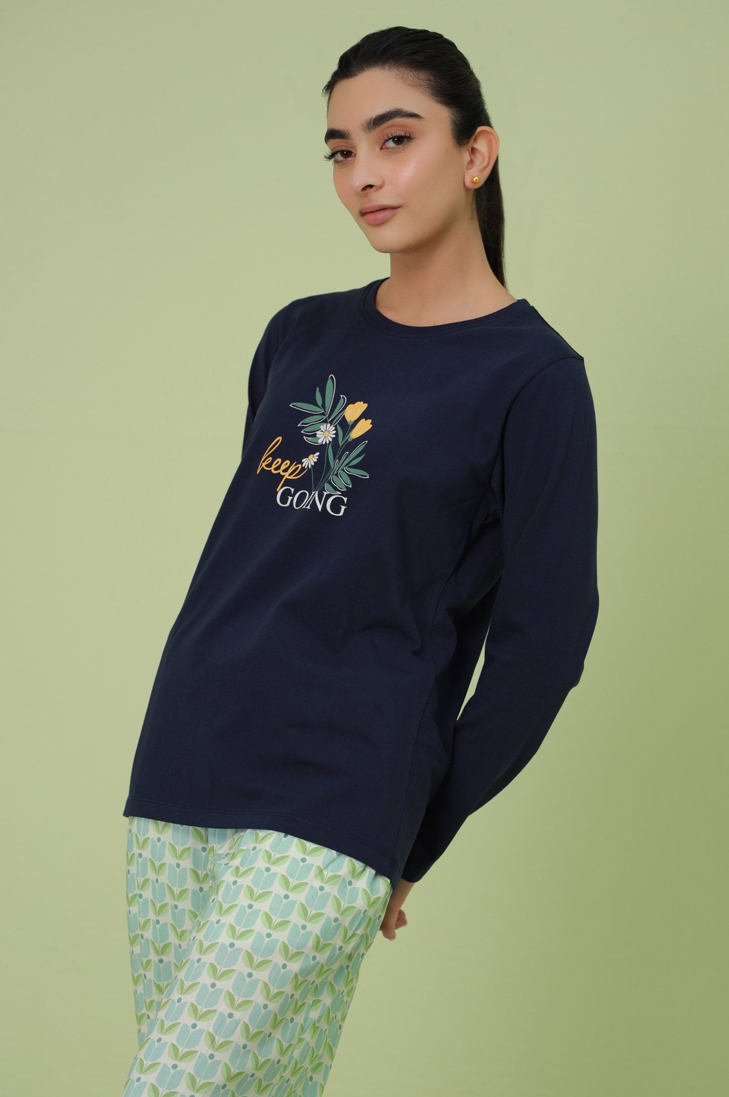 Crew Neck Full Sleeves Tee