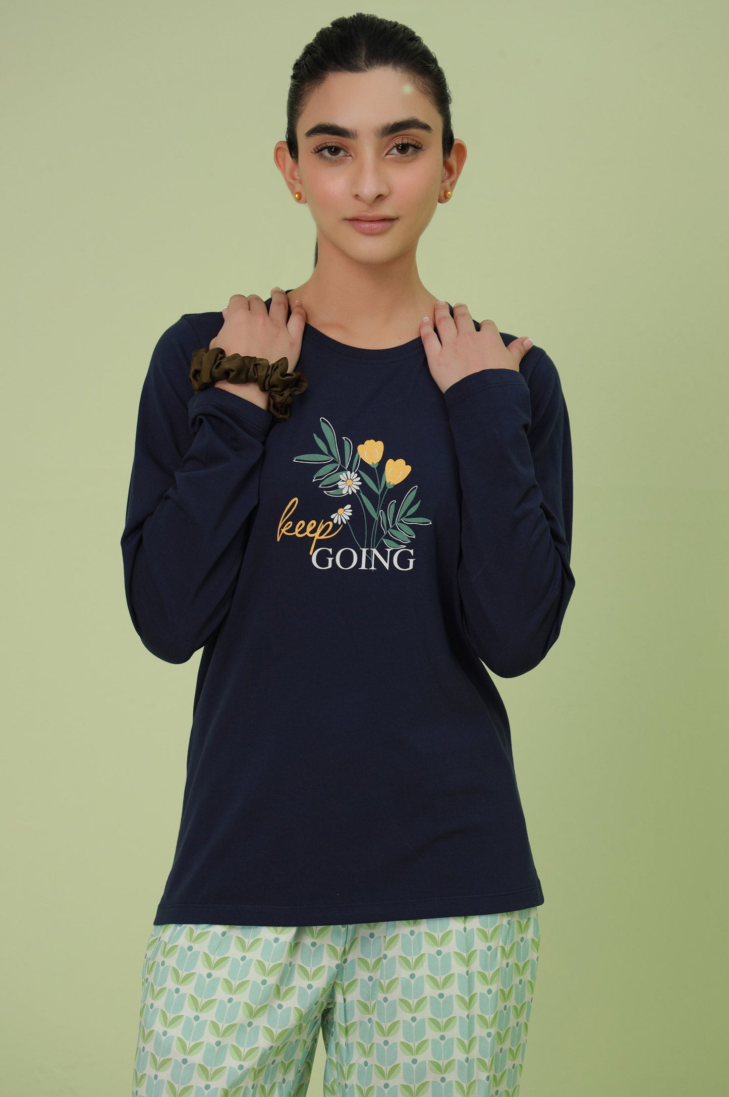 Crew Neck Full Sleeves Tee