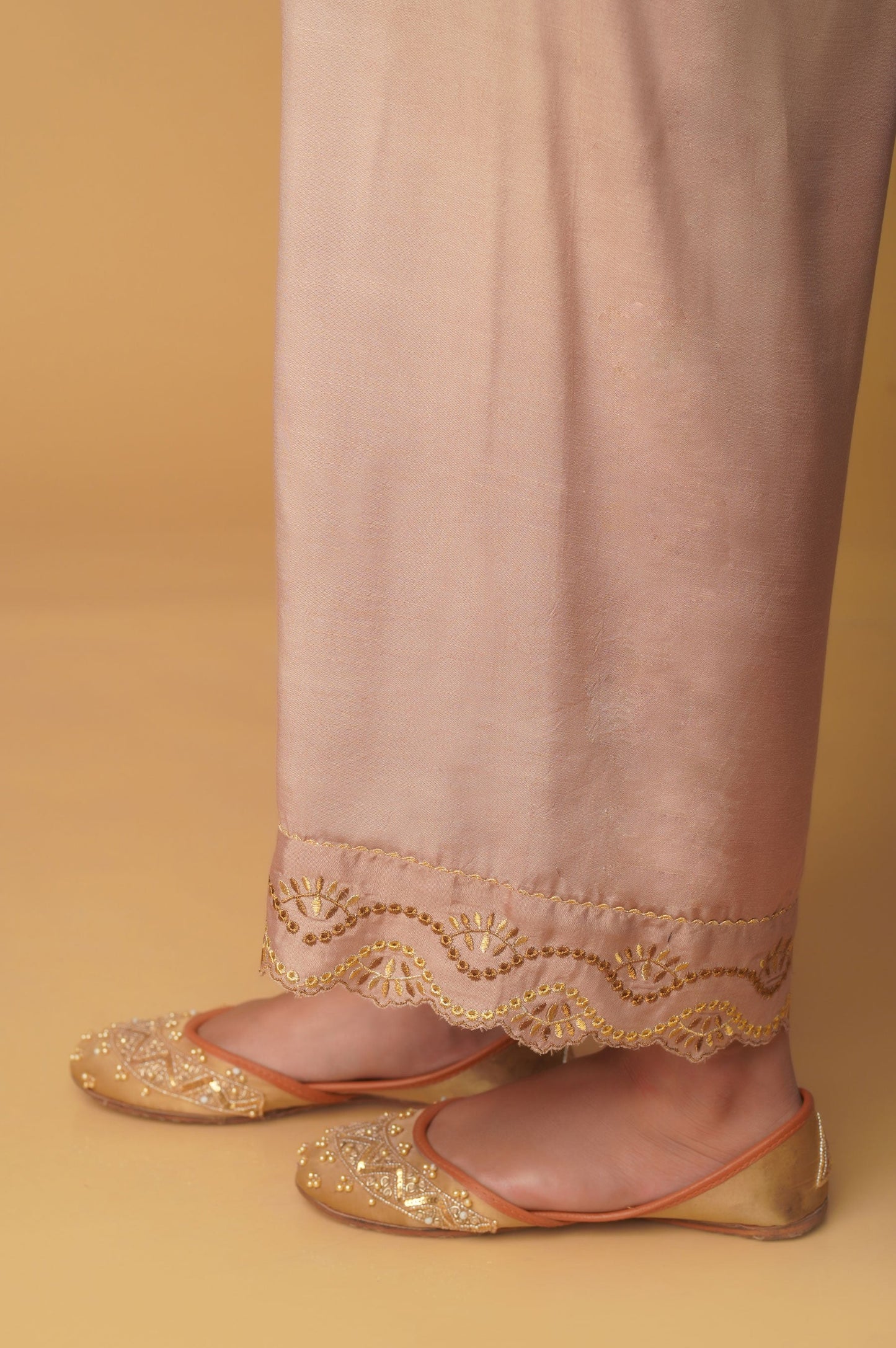 Embroidered Rawsilk Cigarette Pants - Gold
