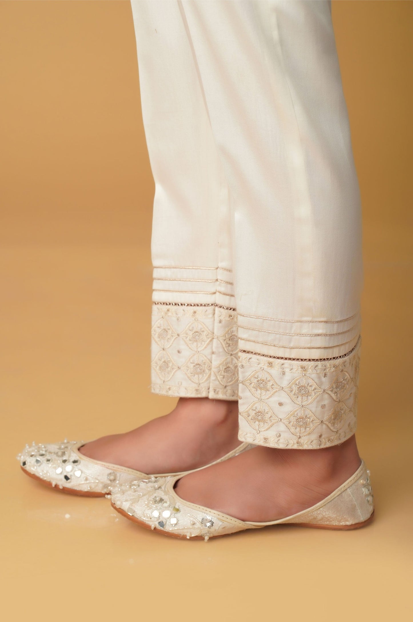 Embroidered Cotton Satin Pants - White