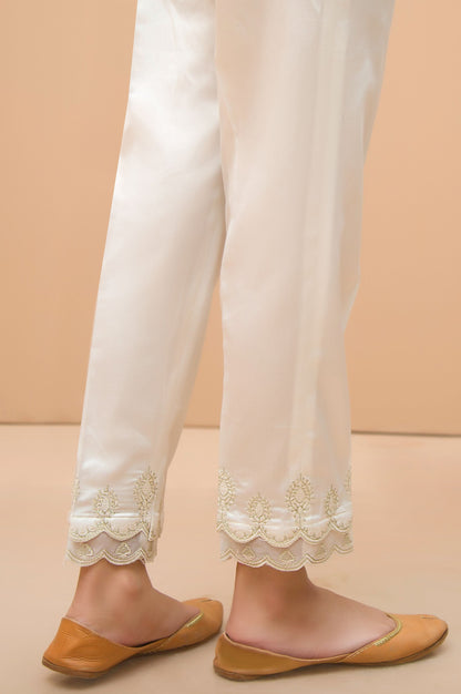 Embroidered Cigrette Pants - White