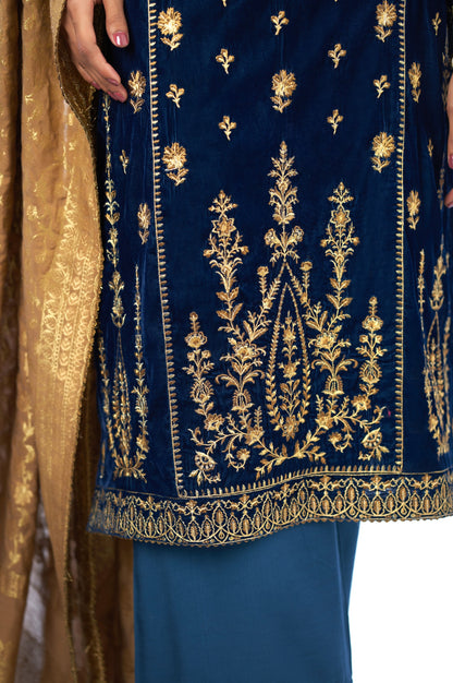 3 piece Unstitched Embroidered velvet Suit