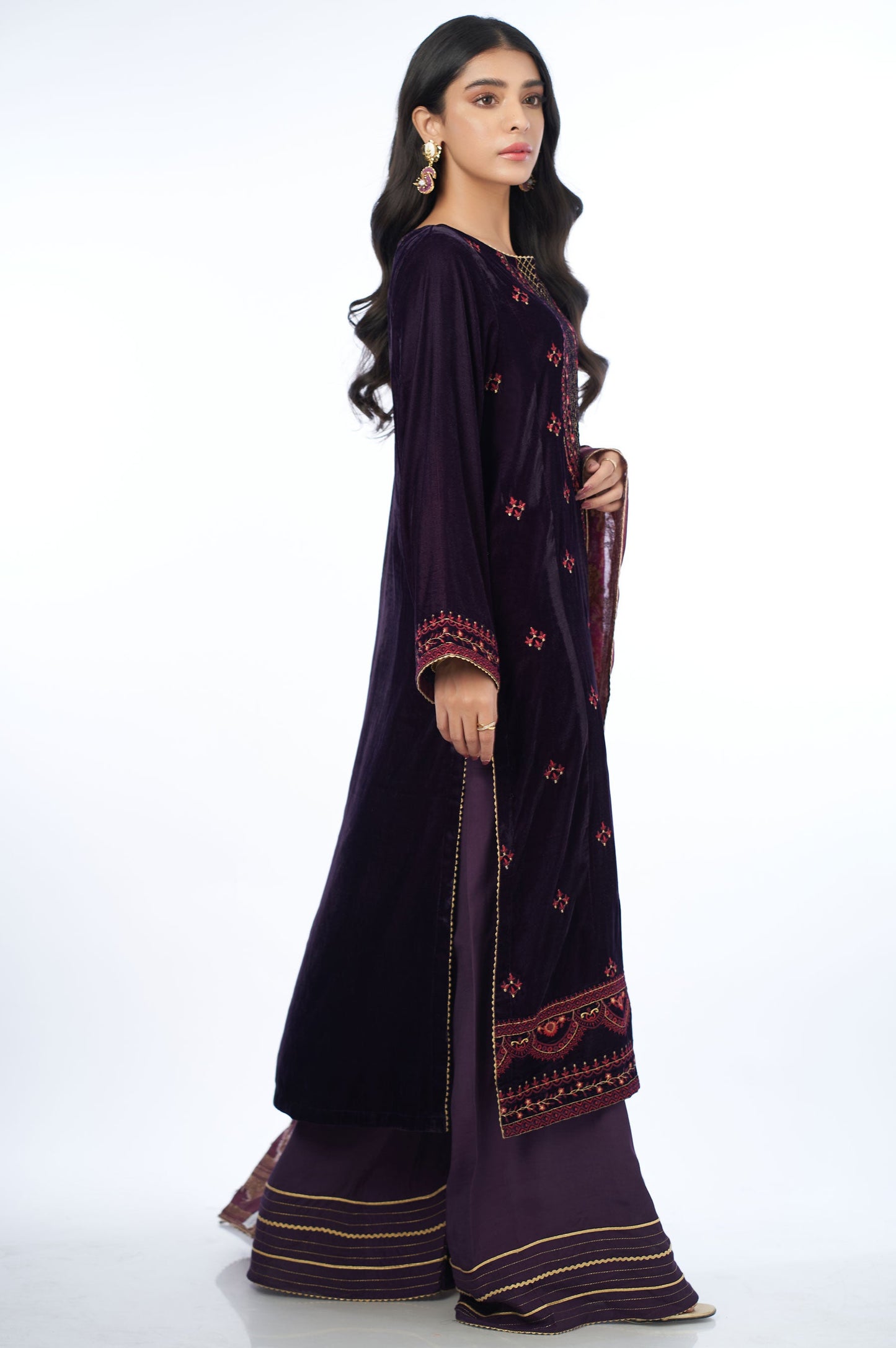 3 piece Unstitched Velvet Suit