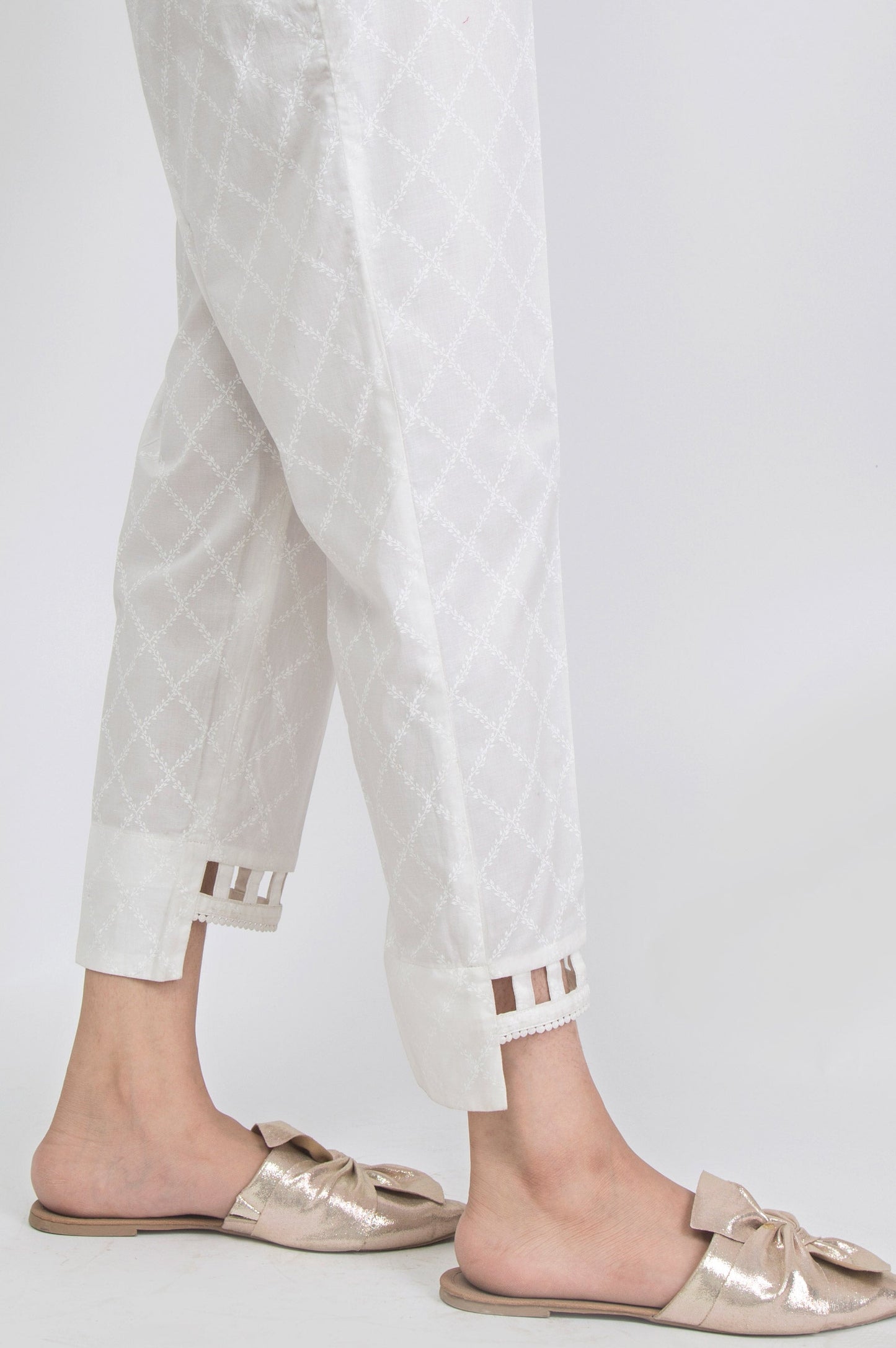 Embellished Cambric Pants - White Paste