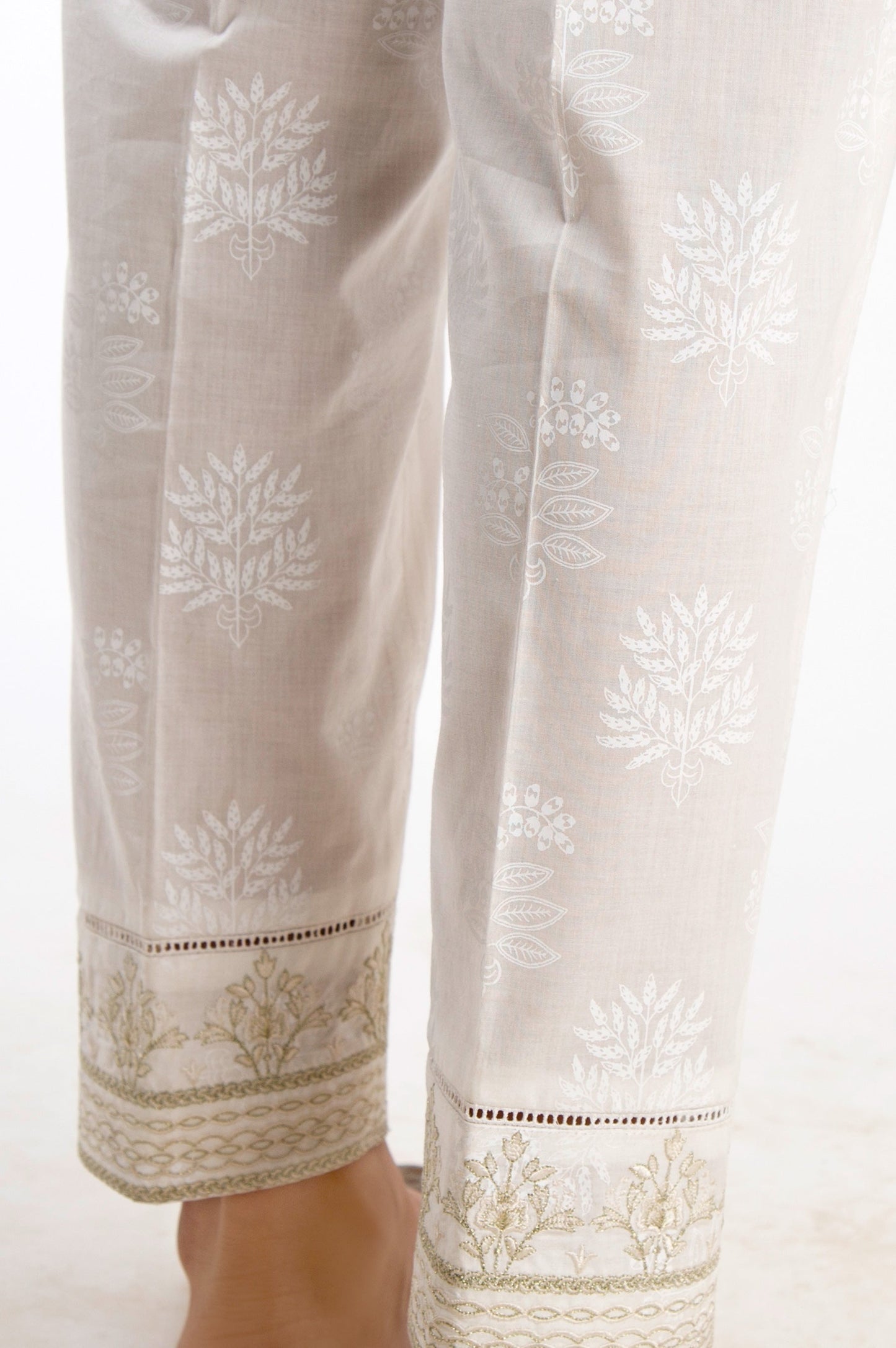 Embroidered Cigarette Pants - White Paste/White