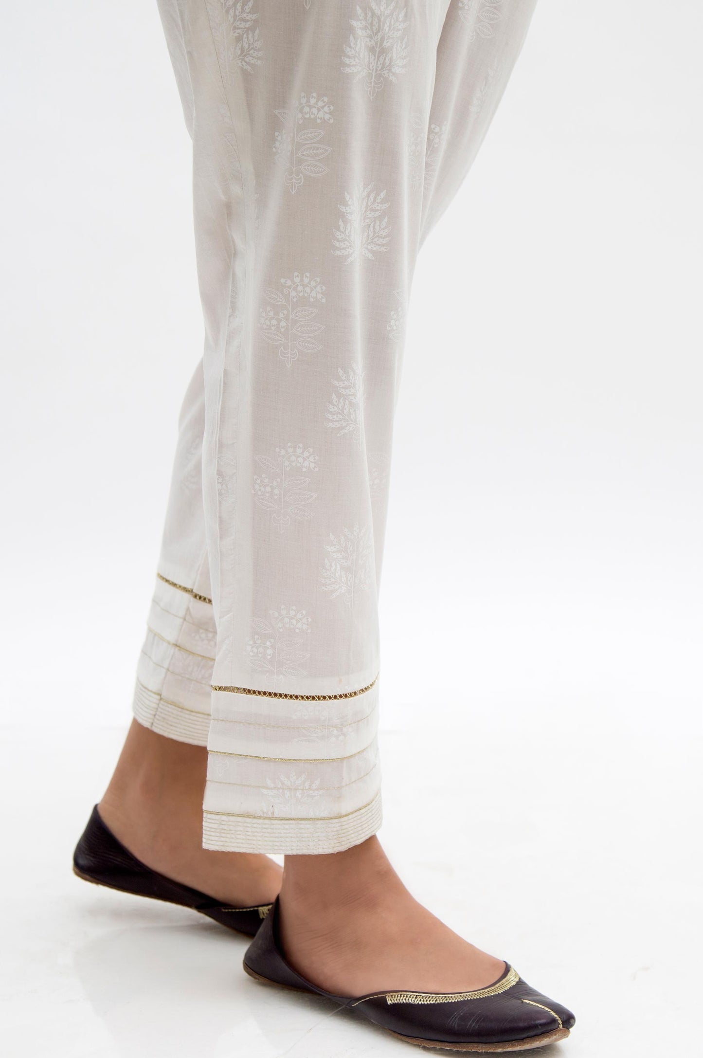 Embellished Cambric Cigarette Pants - White Paste/White