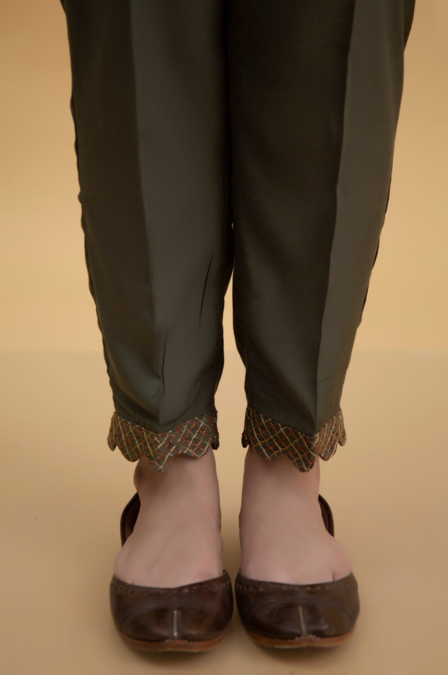 Basic Raw Silk Cigarette Pants - Green