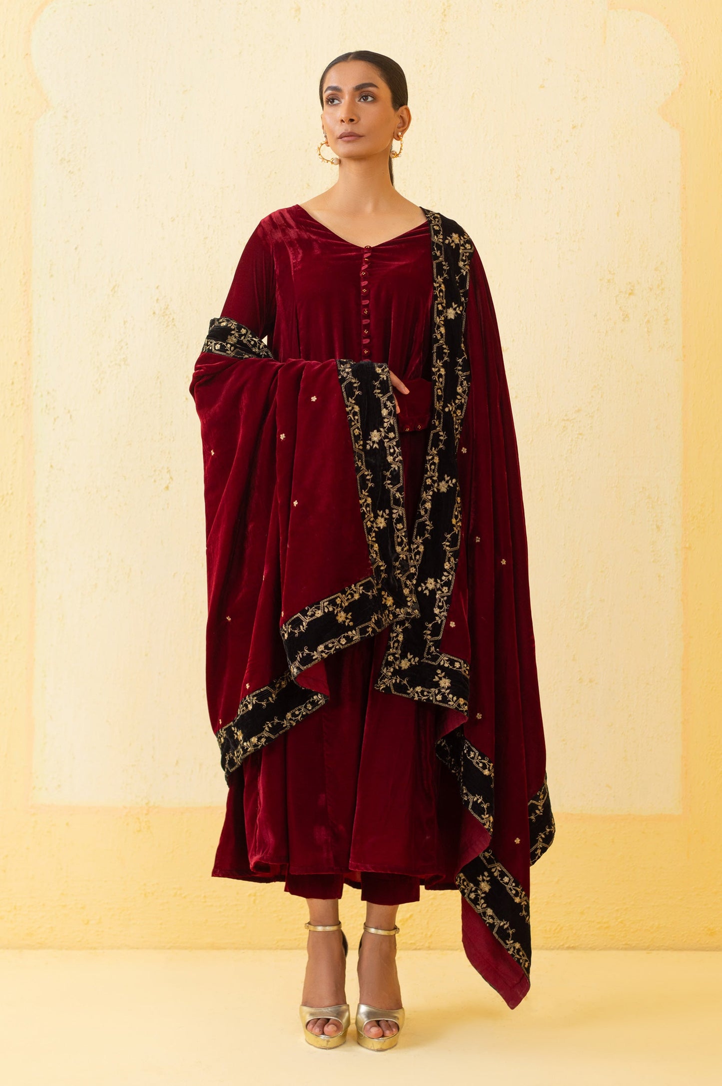 Stitched 1 Piece Luxury Shawl - Maroon