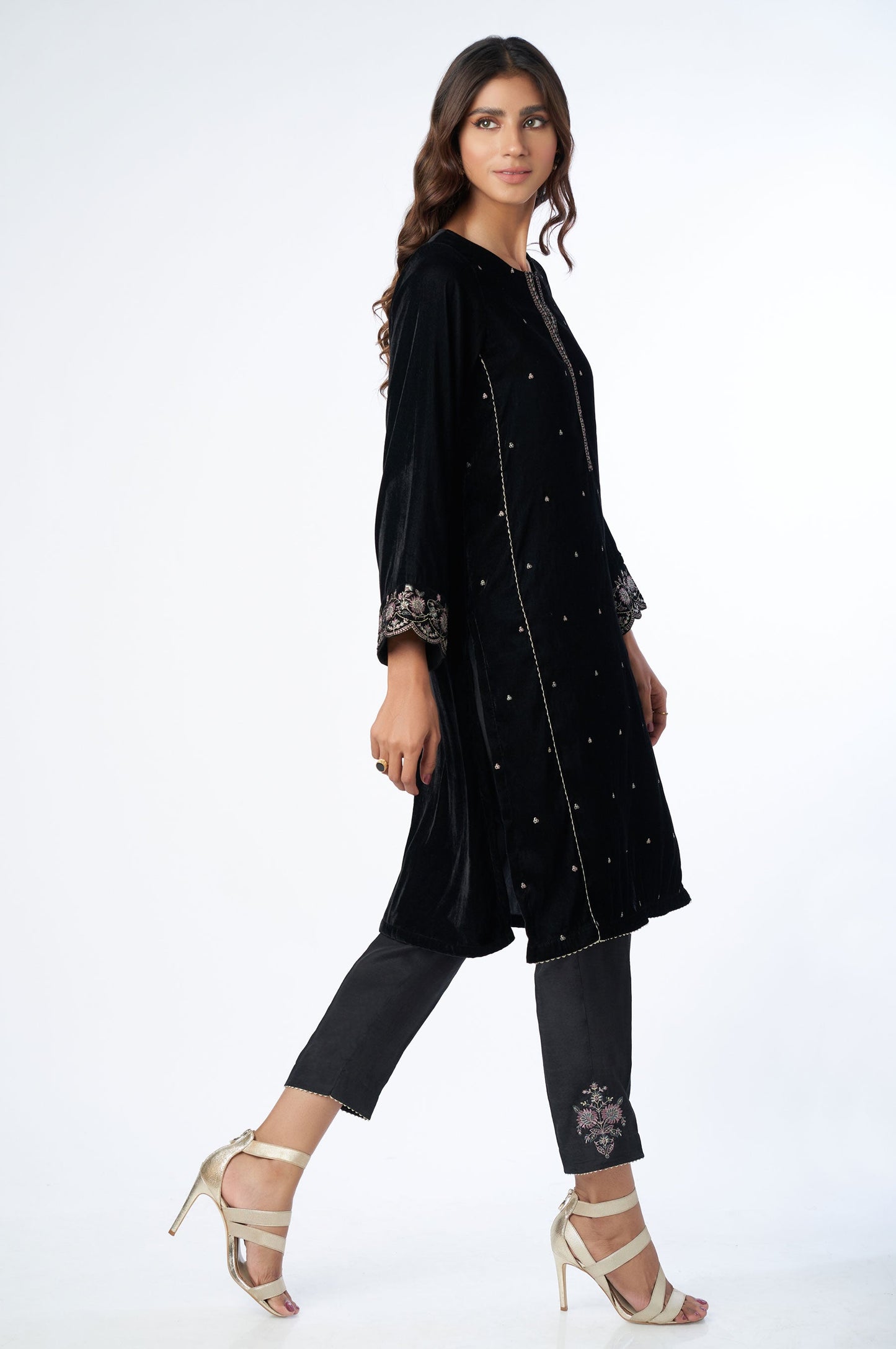 Stitched 2 Piece Velvet Embroidered Suit