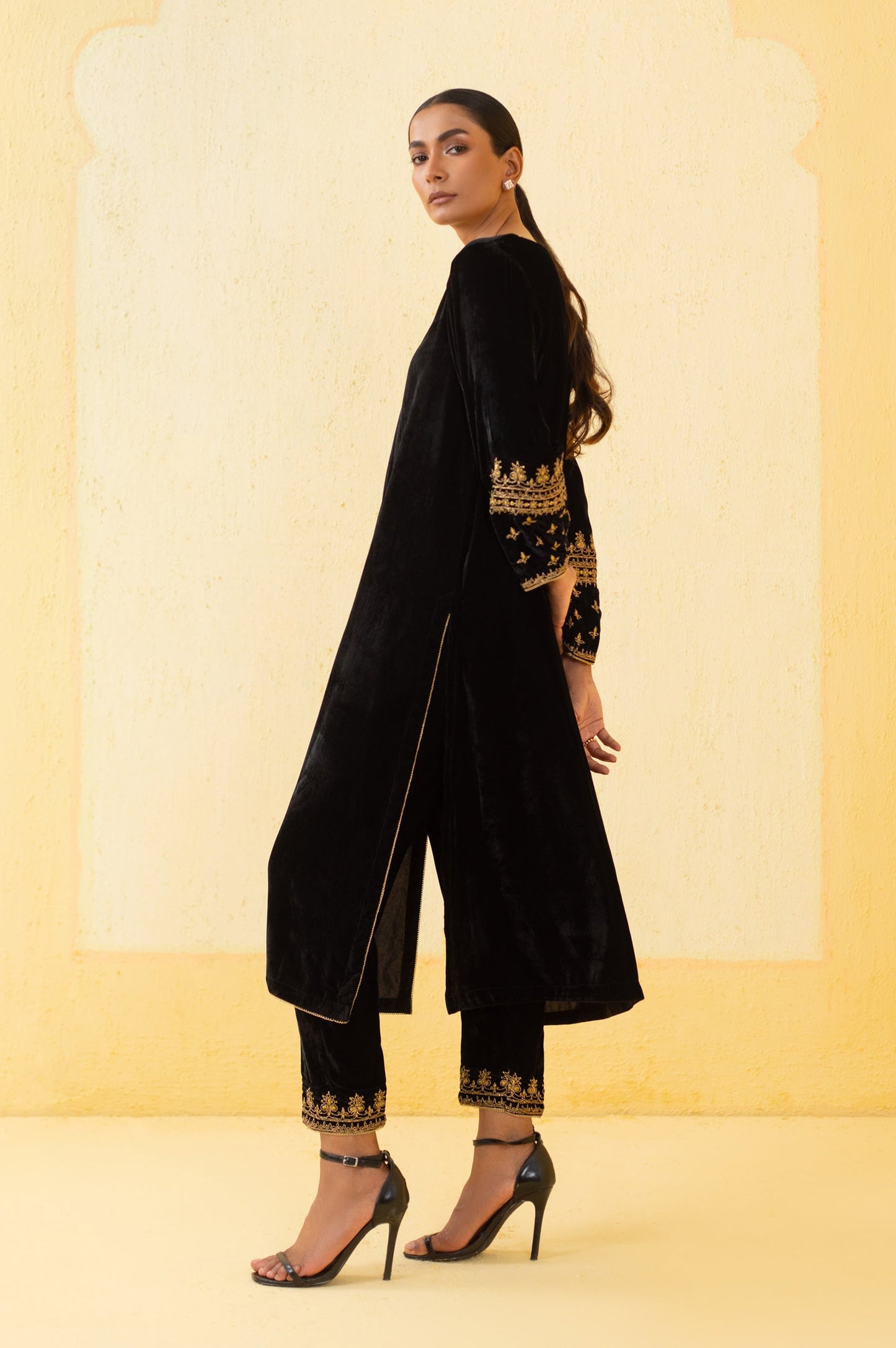 Stitched 2 Piece Embroidered Velvet Outfit - Black