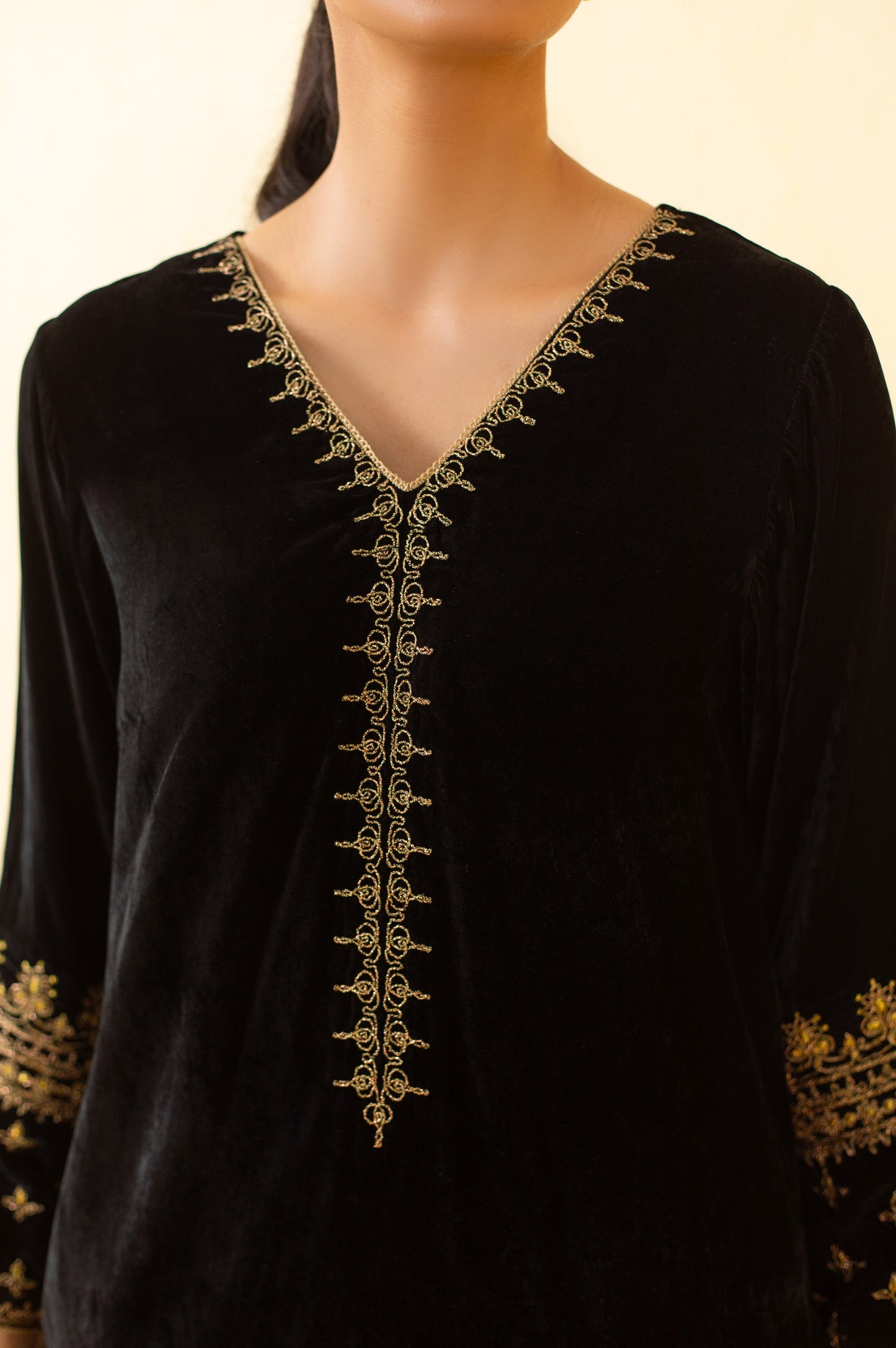 Stitched 2 Piece Embroidered Velvet Outfit - Black