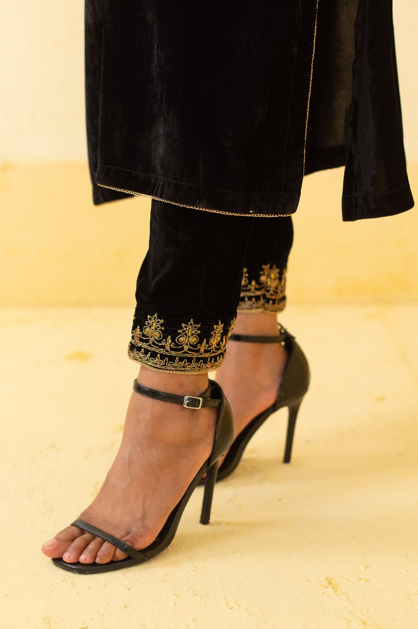 Stitched 2 Piece Embroidered Velvet Outfit - Black