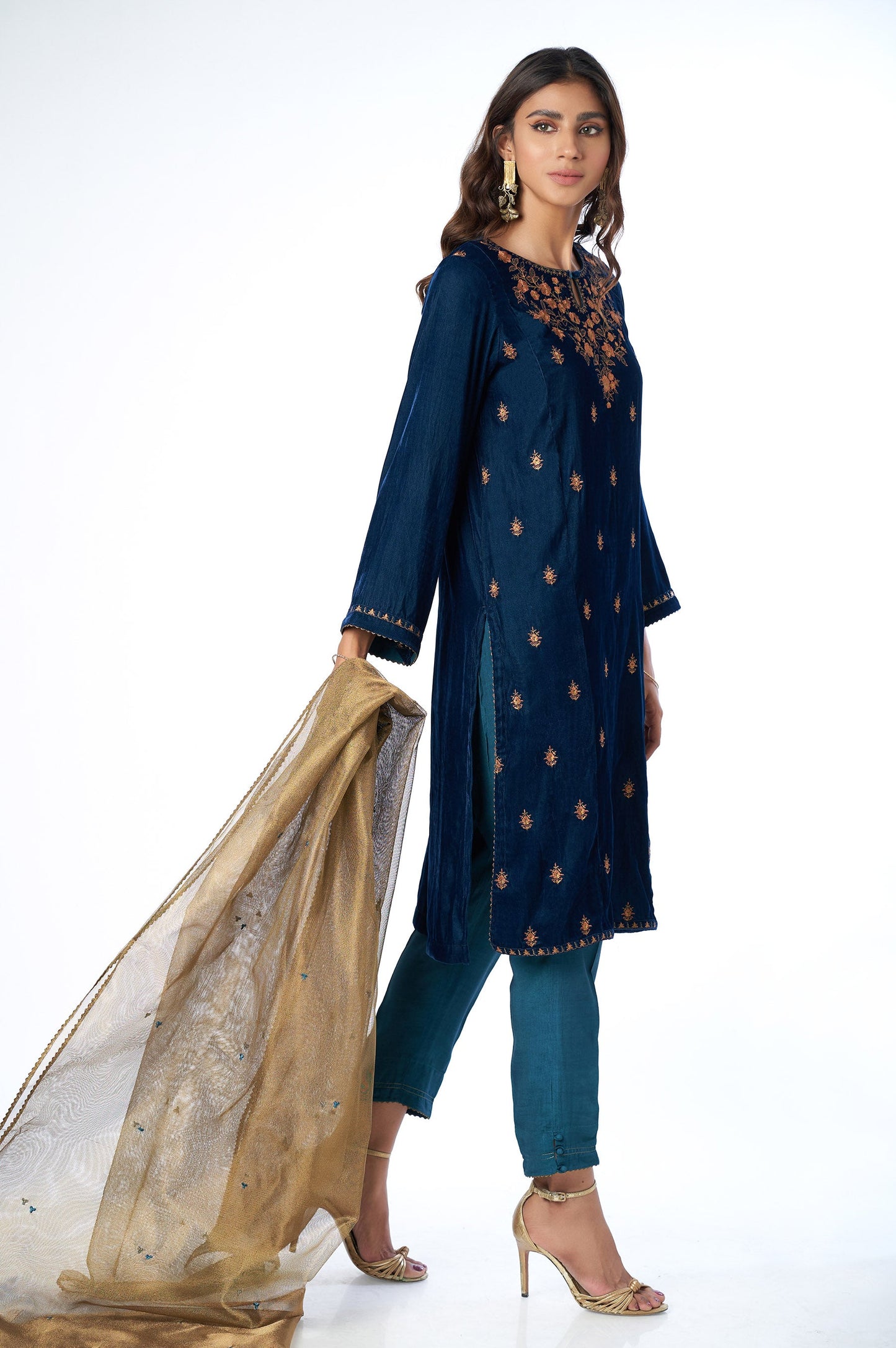 Stitched 3 Piece Velvet Embroidered Suit