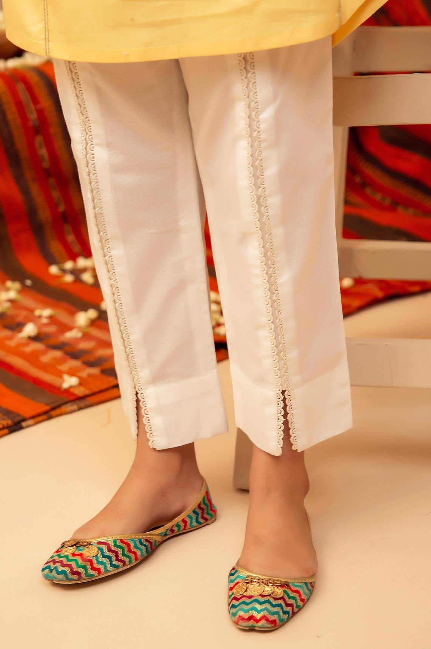 Embellished Junior Pants - White