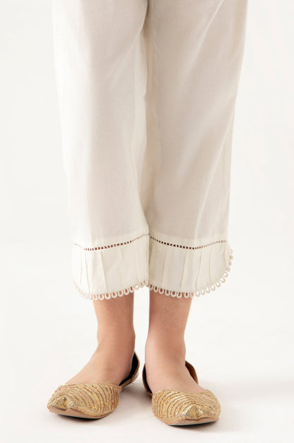 Embellished Capri Pants  - Off White