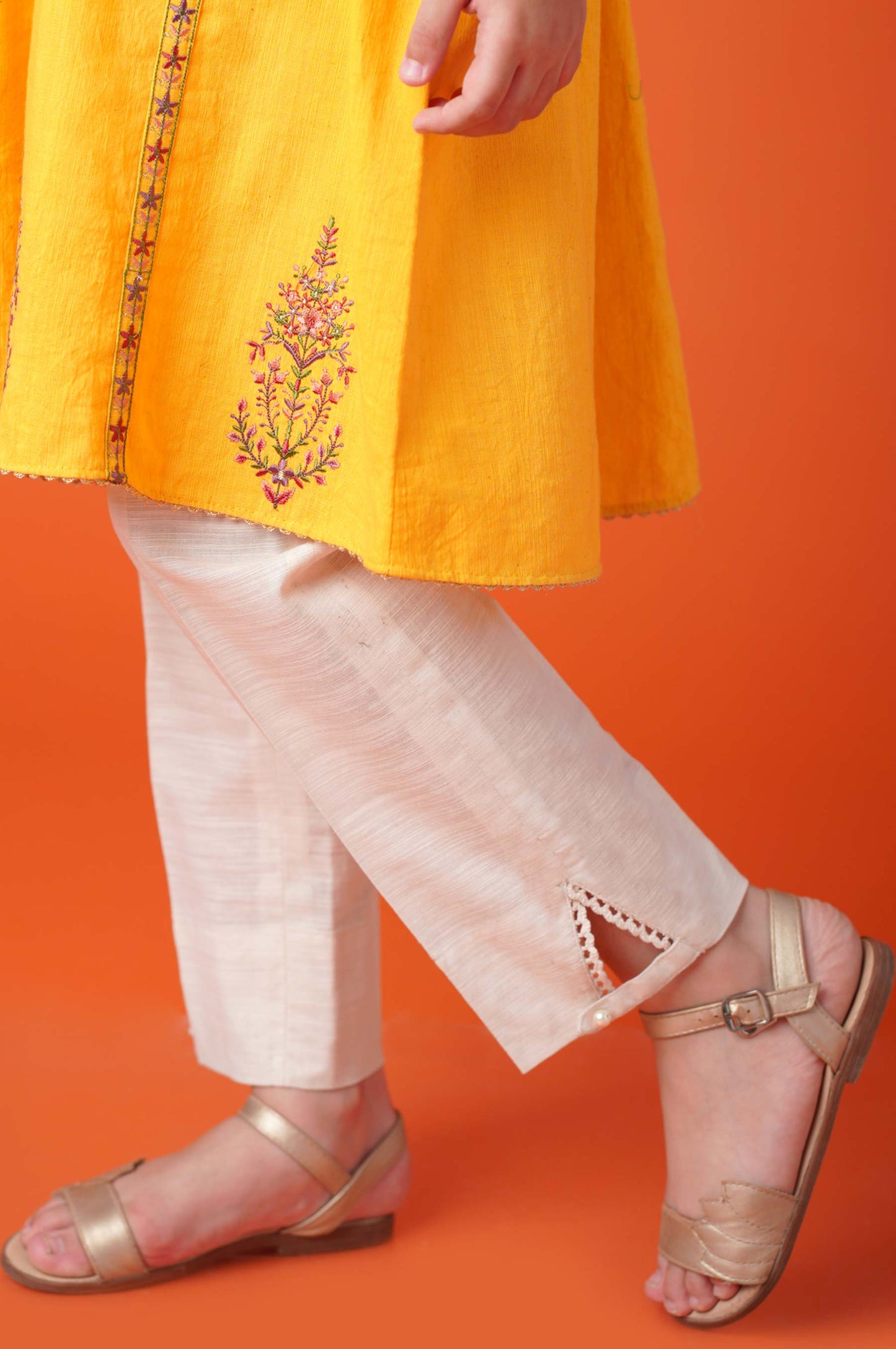 Stylized Khaddar Cigeratte Junior Pant - Off White